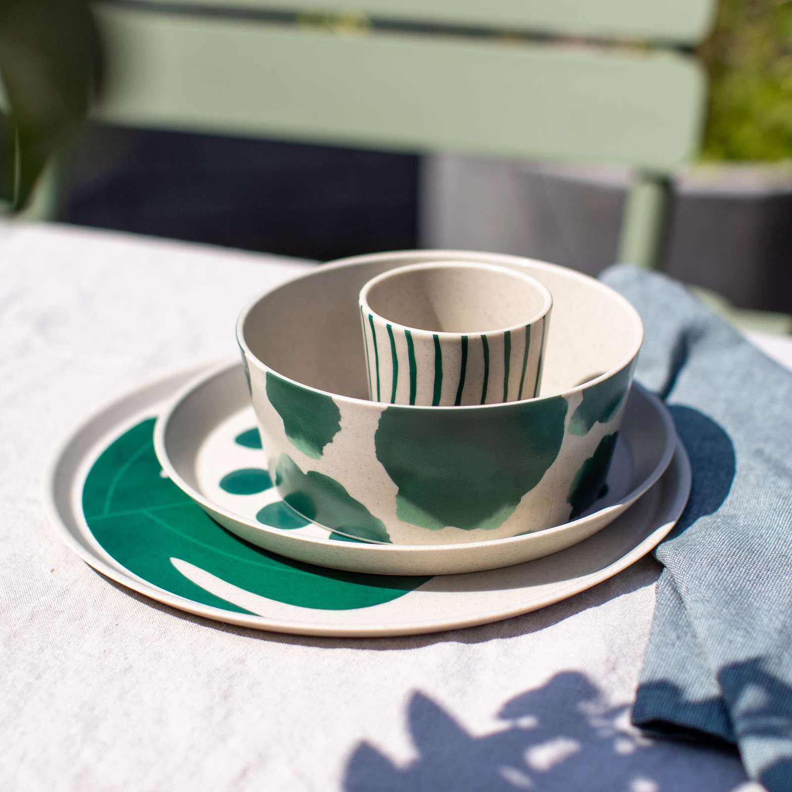 Koziol CONNECT PLATE 25,5 cm Monstera Leaf großer Teller 1455700